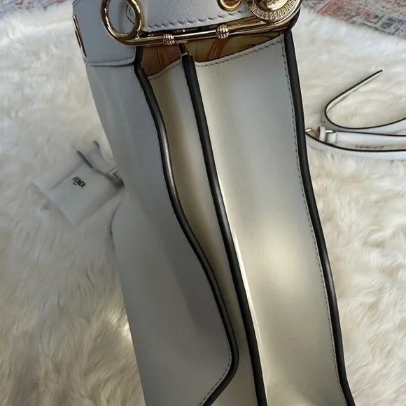 FENDACE PEEKABOO IseeU medium bag - Picture 3 of 16